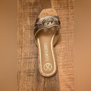 Sam & Libby Lana Metallic Gold Sandals size 9.5